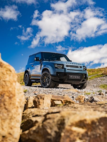 Land Rover Defender 90 Riviera RF10 Black Polished Dark Tint