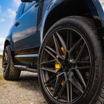 Land Rover Defender 90 Riviera RF10 Black Polished Dark Tint