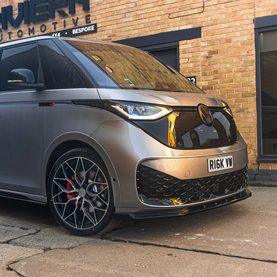 Volkswagen ID Buzz Riviera RF108 Black Polished Dark Tint