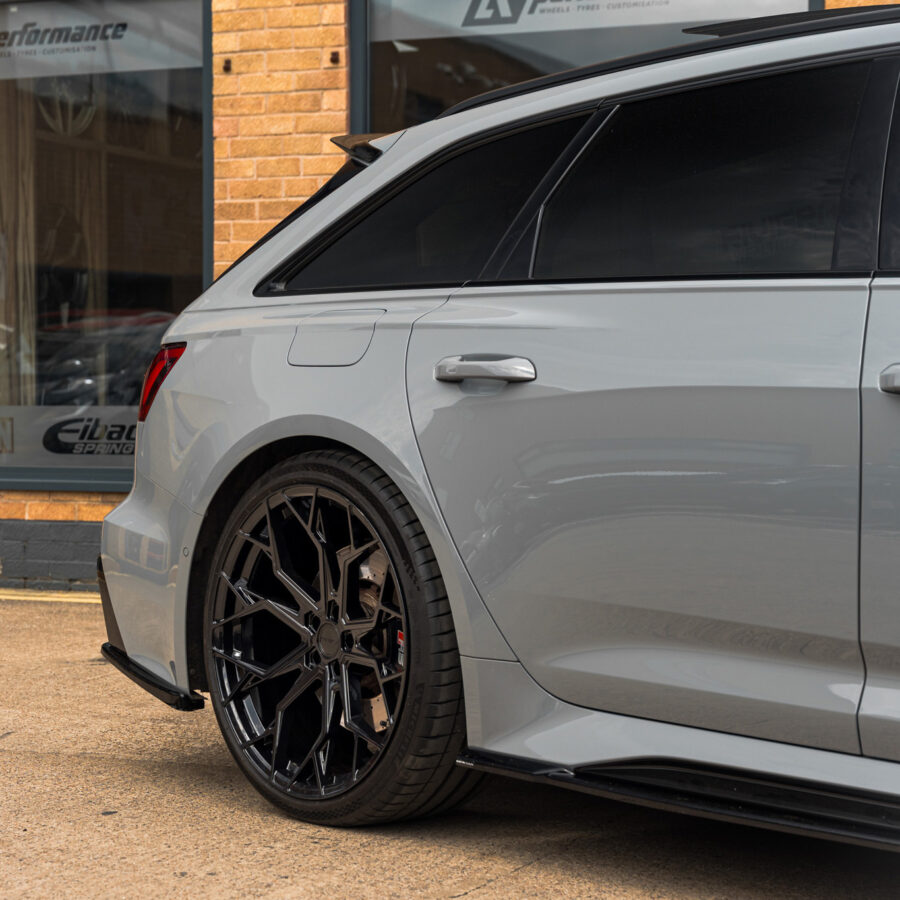 Nardo Grey Audi RS6 C8 Riviera RF5 Gloss Black
