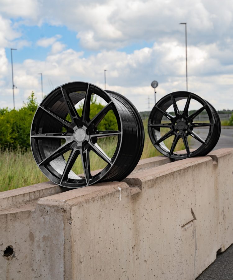 Riviera RF6 Lifestyle