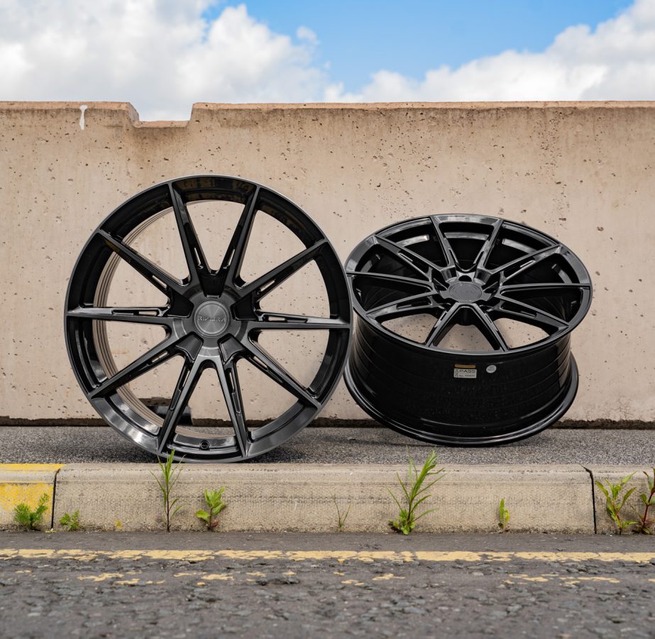 Riviera RF6 Lifestyle