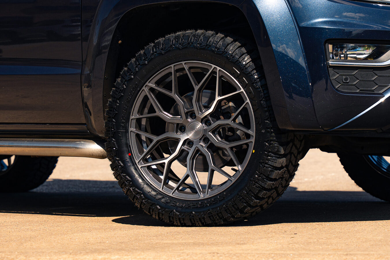 Volkswagen Amarok MK1 Riviera RF108 Carbon Grigio