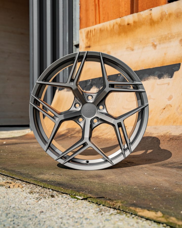 Riviera RF12 Lifestyle