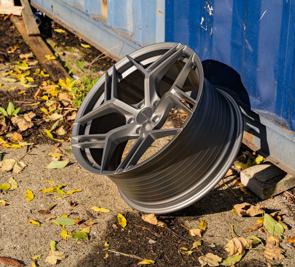 Riviera RF12 Lifestyle Matt Gunmetal