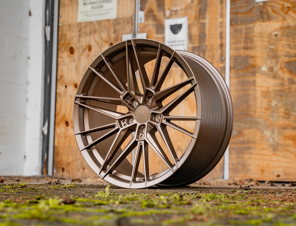 Riviera RF13 Lifestyle Matt Bronze