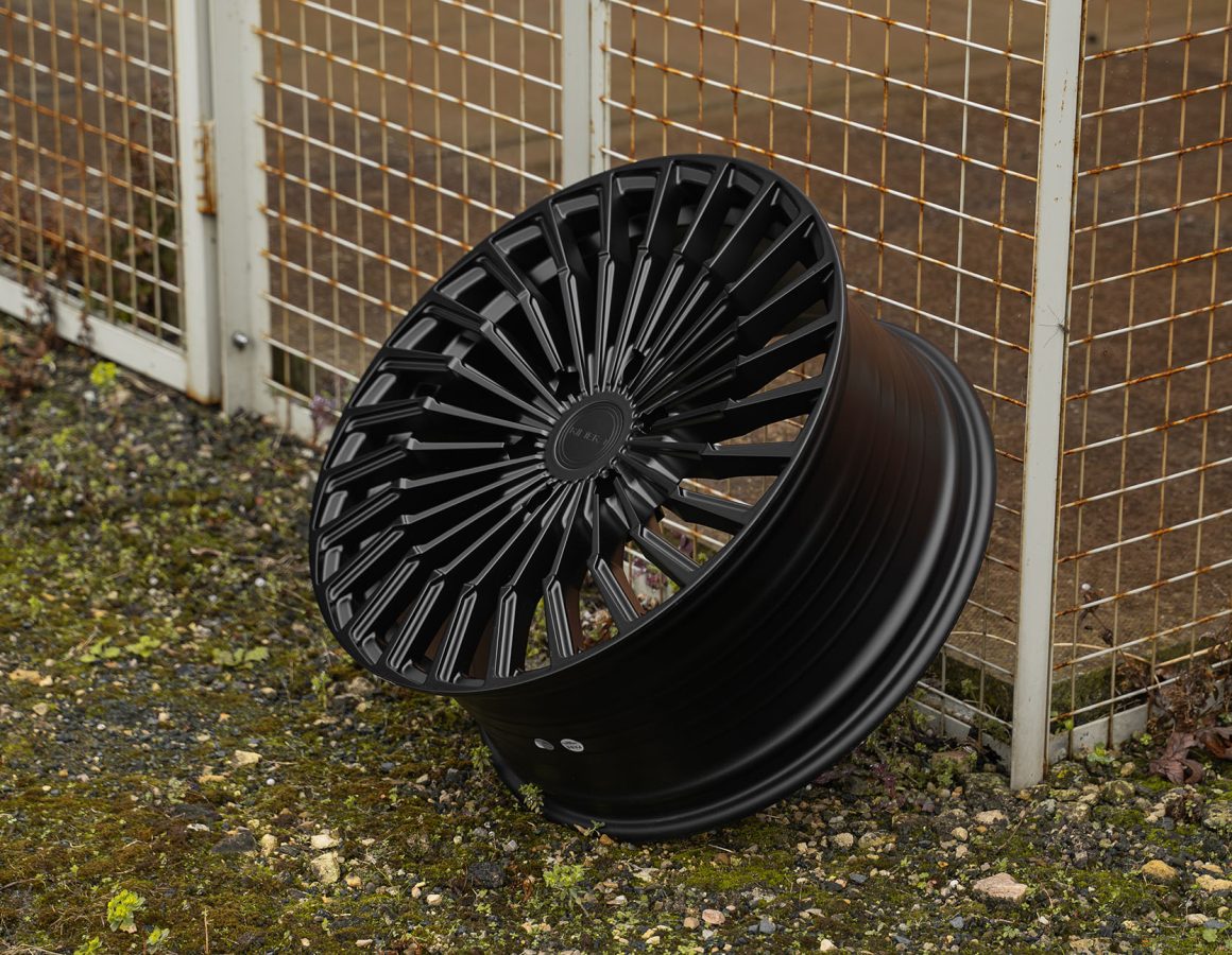 Riviera RF15 Lifestyle Satin Black