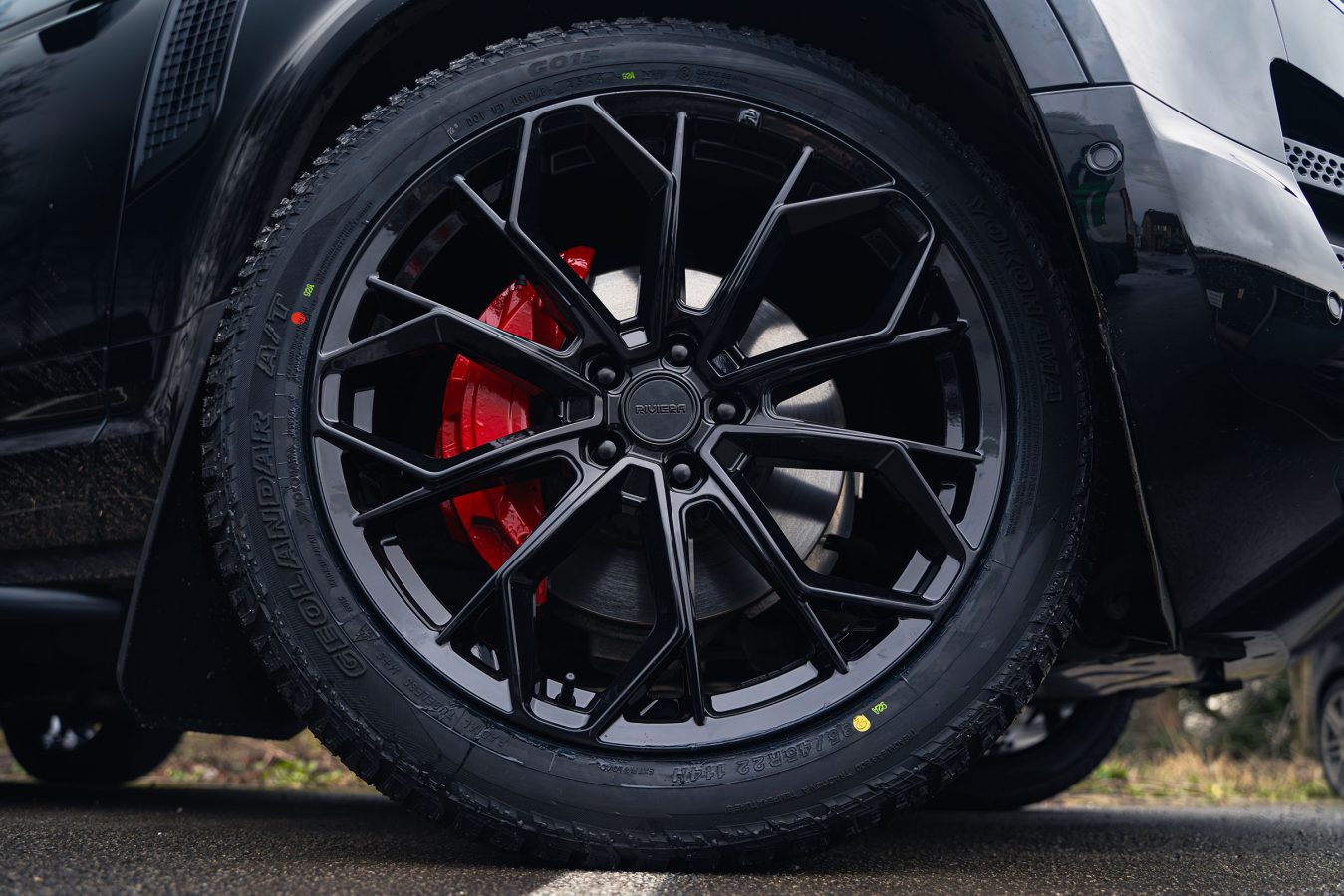 Land Rover Defender 130 Riviera RV133 Gloss Black