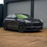 Porsche Cayenne V6 E-Hybrid Riviera RF10 Gloss Black