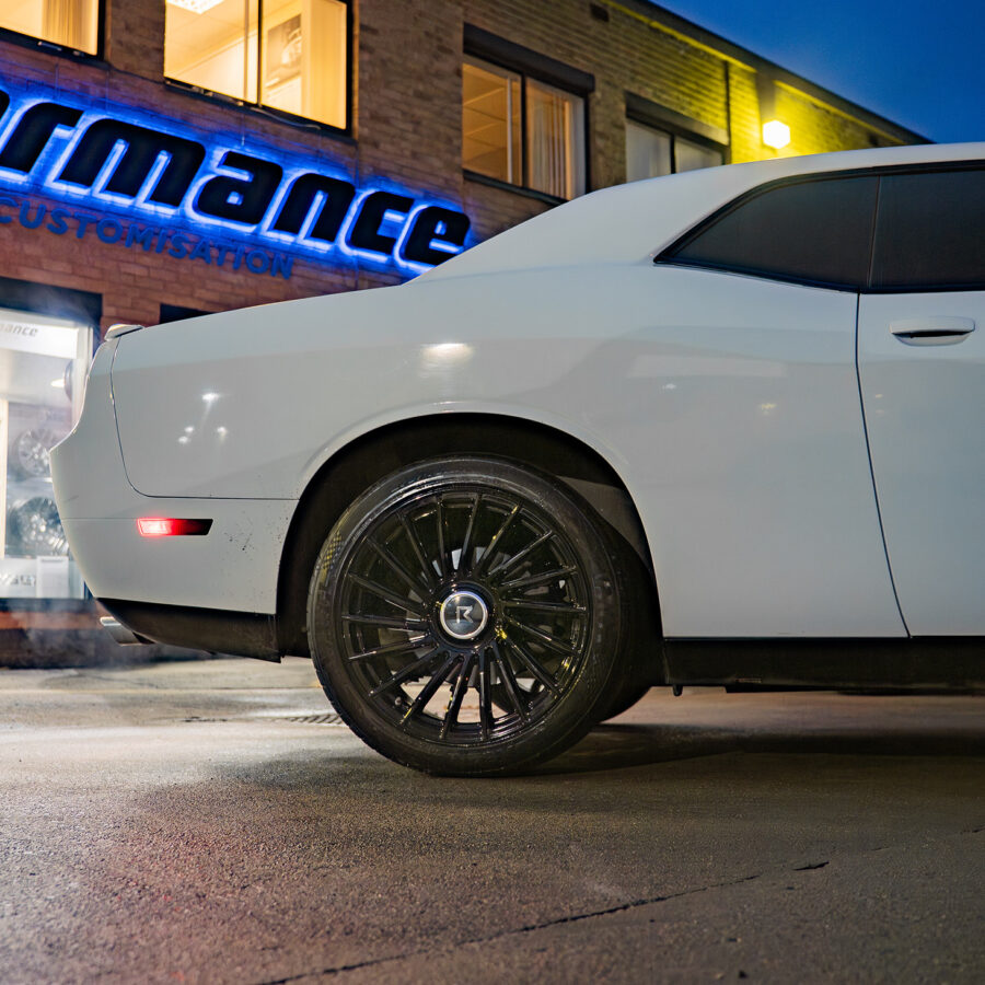 Dodge Challenger Riviera RF8 Gloss Black