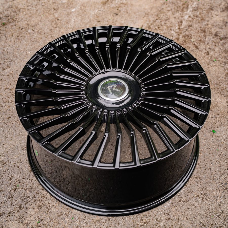 Riviera FG5 Gloss Black