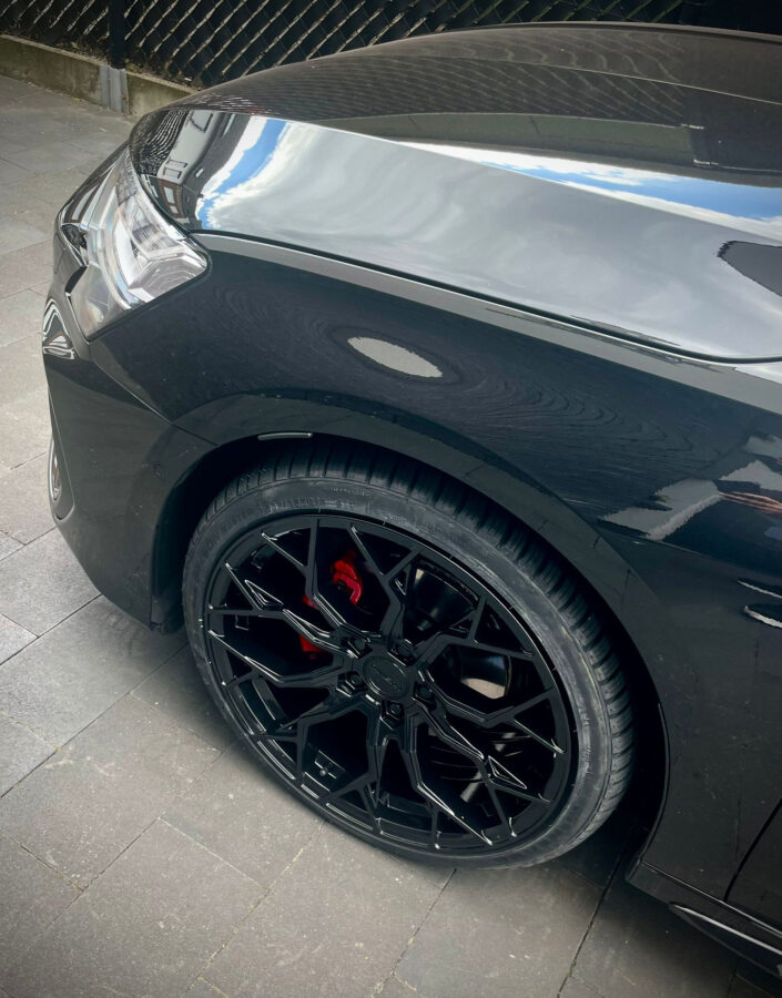 Audi A3 Sportback 8Y Riviera RF5 Gloss Black