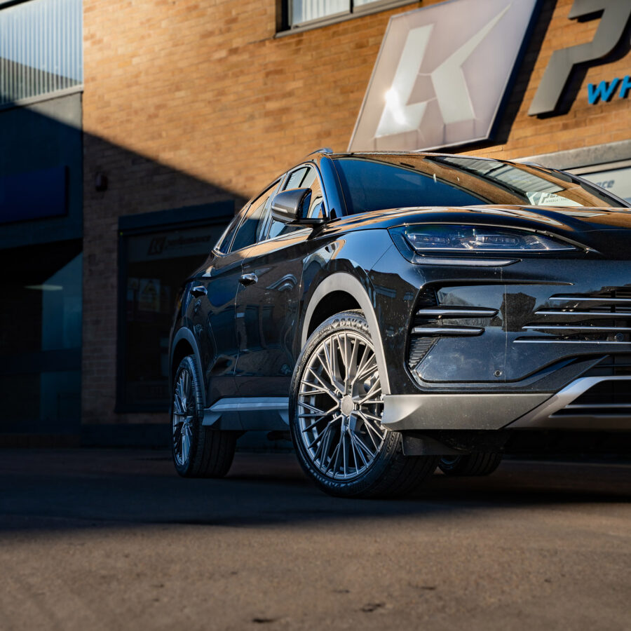 BYD Seal U DM-i Riviera RF11 Matt Gunmetal