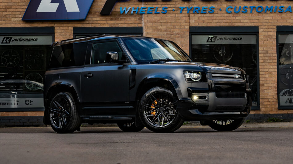 Land Rover Defender 90 Riviera RF10 Black Polished Dark Tint