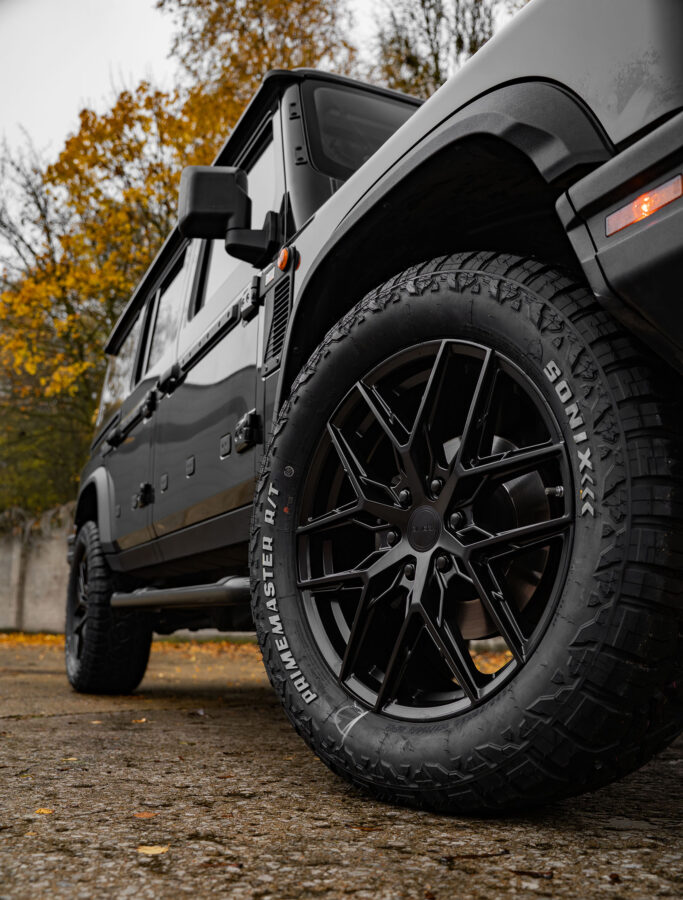 Ineos Grenadier GM Riviera RF16 SB