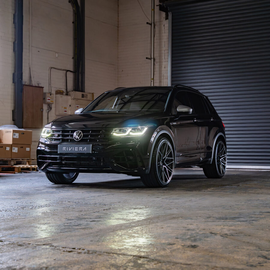Volkswagen Tiguan R MK2 Riviera RF10 Black Polished Dark Tint