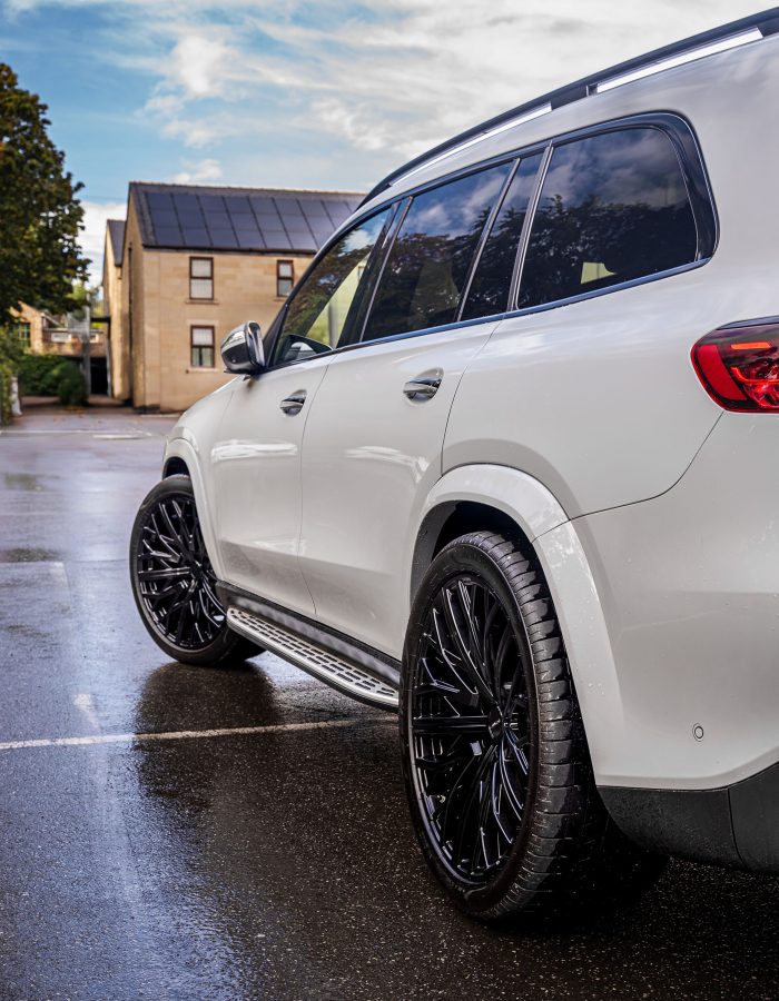 Mercedes GLS 450 D 4MATIC X167 Riviera RV131 Gloss Black