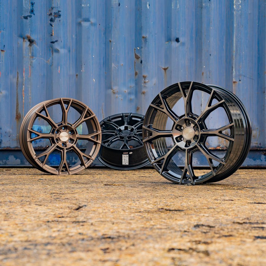 Riviera RF25 All Three Finishes