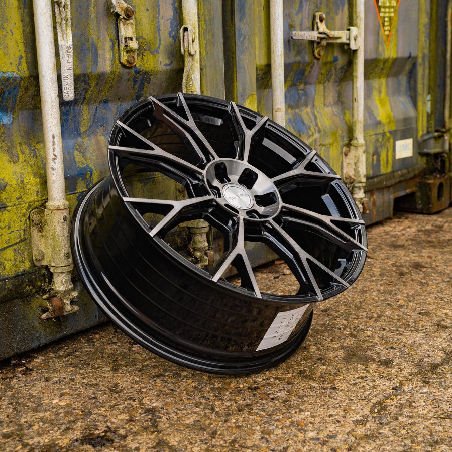 Riviera RF25 All Three Finishes