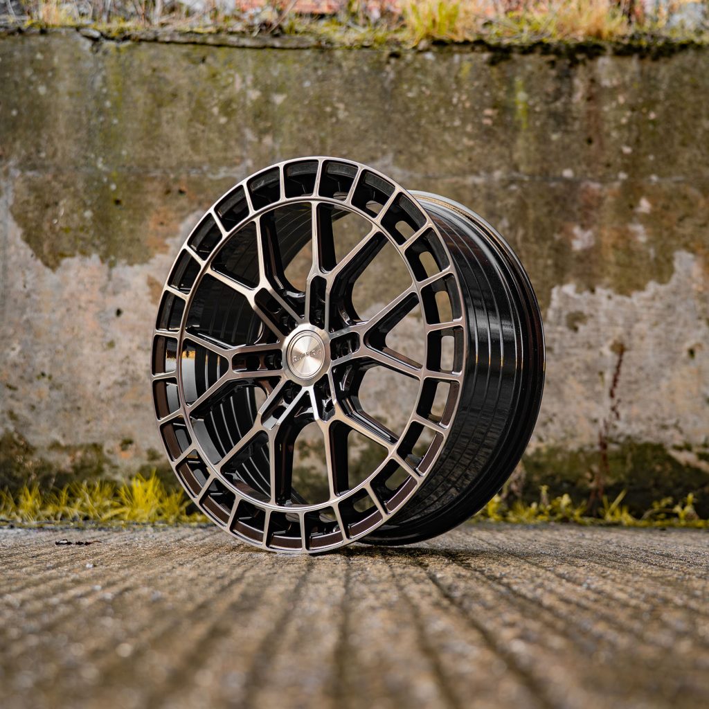 Riviera RF26 All Three Finishes