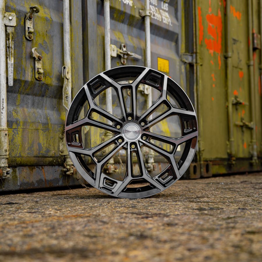 Riviera RF27 All Three Finishes