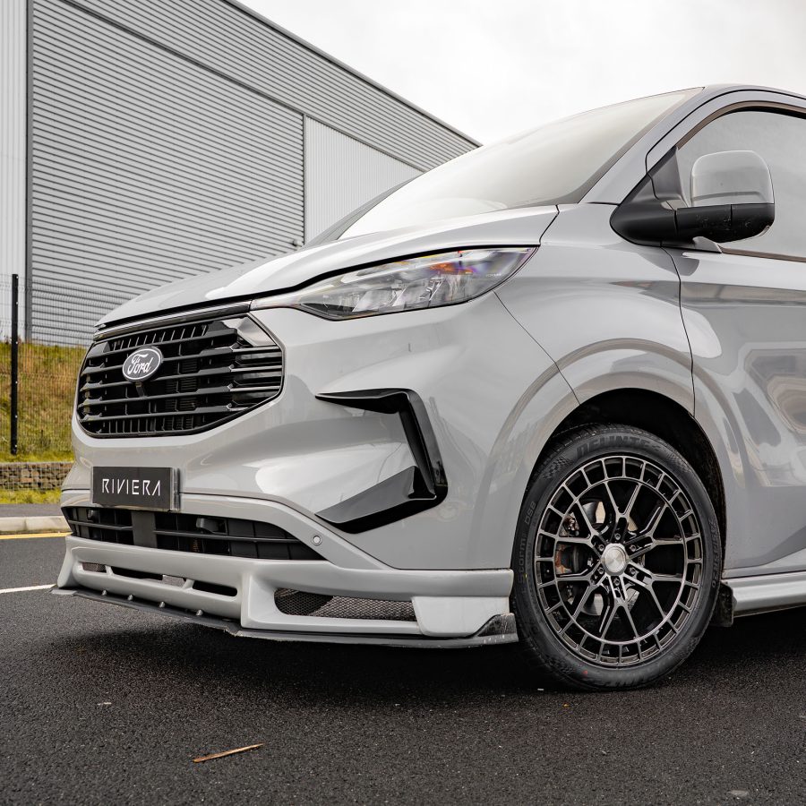 Ford Transit Custom MK2 Riviera RF26 Black Polished Dark Tint