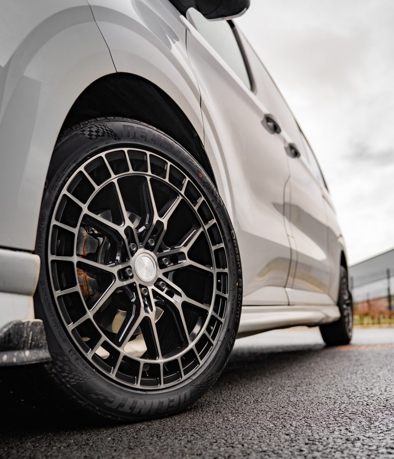 Ford Transit Custom MK2 Riviera RF26 Black Polished Dark Tint
