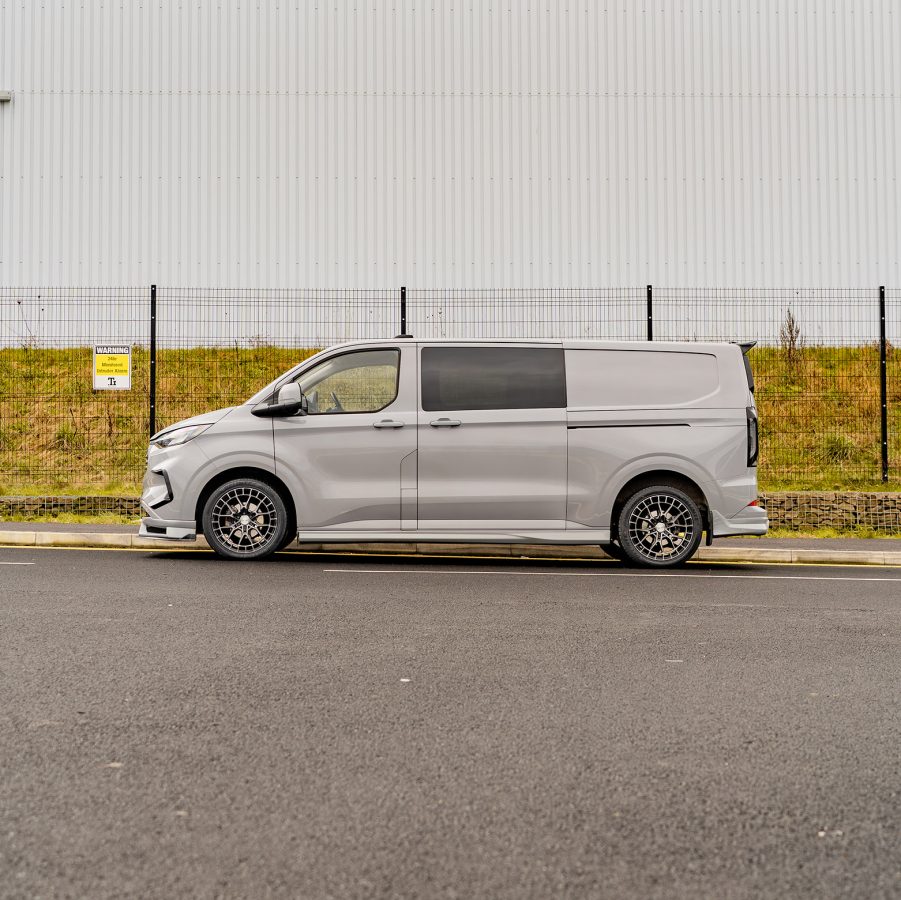 Ford Transit Custom MK2 Riviera RF26 Black Polished Dark Tint