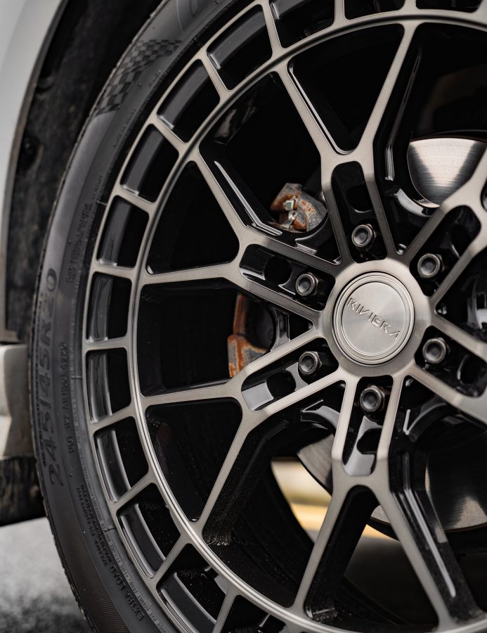 Ford Transit Custom MK2 Riviera RF26 Black Polished Dark Tint