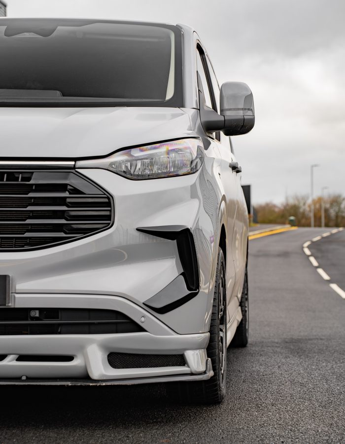 Ford Transit Custom MK2 Riviera RF26 Black Polished Dark Tint