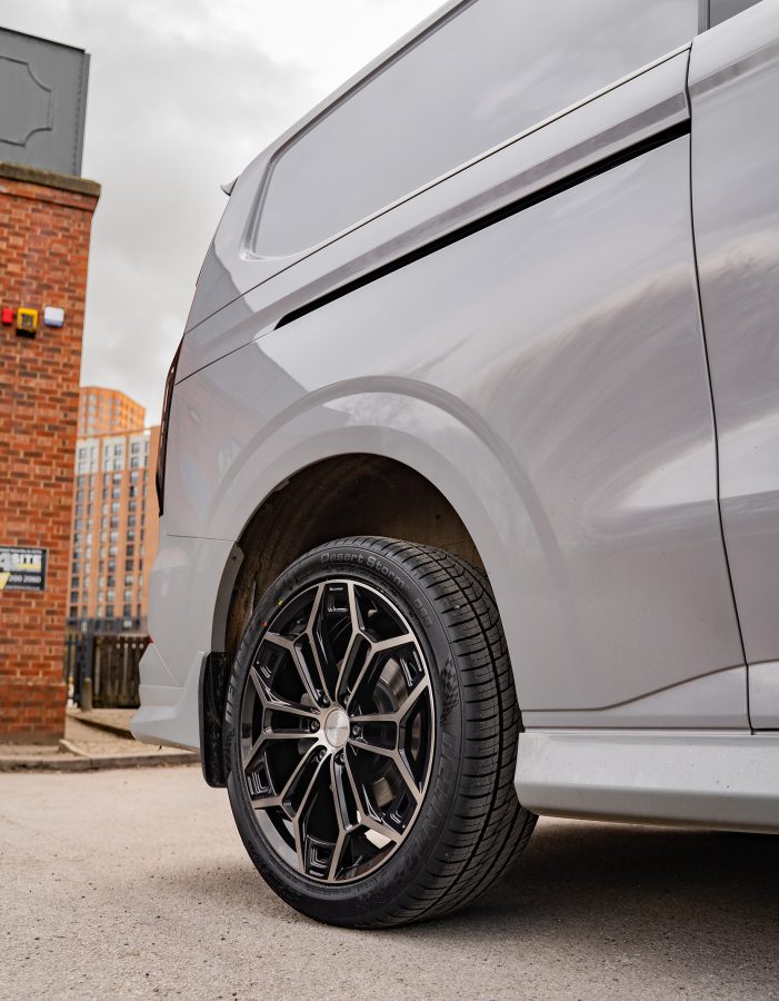 Ford Transit Custom MK2 Riviera RF27 Black Polished Dark Tint