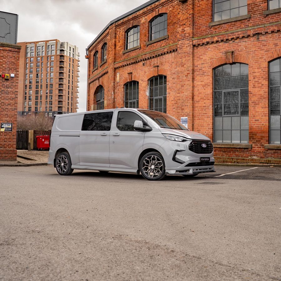 Ford Transit Custom MK2 Riviera RF27 Black Polished Dark Tint