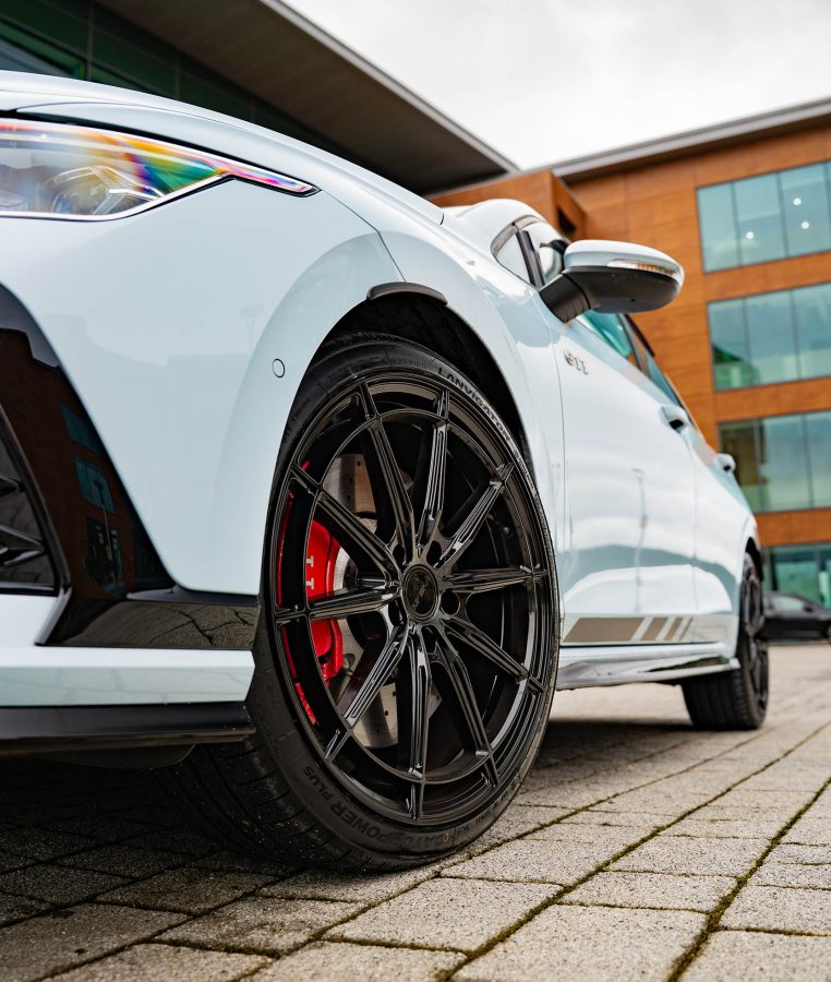 Volkswagen Golf GTI Clubsport MK8 Riviera RF21 Gloss Black