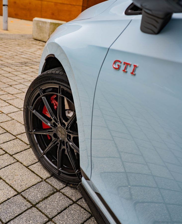 Volkswagen Golf GTI Clubsport MK8 Riviera RF21 Gloss Black