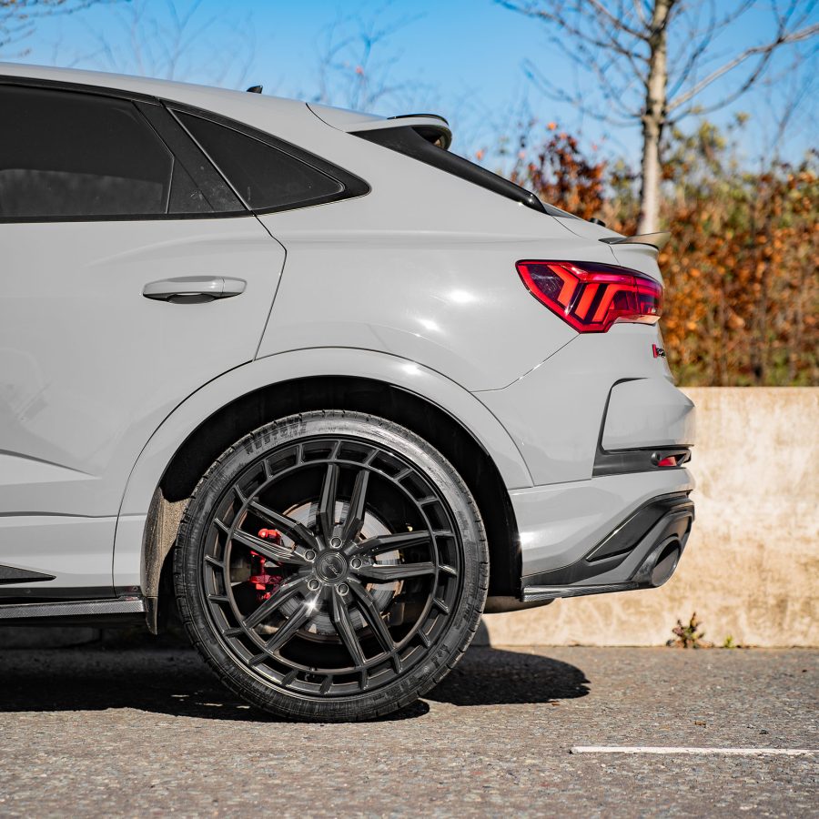 Audi RSQ3 Sportback F3 Riviera RF23 Gloss Black