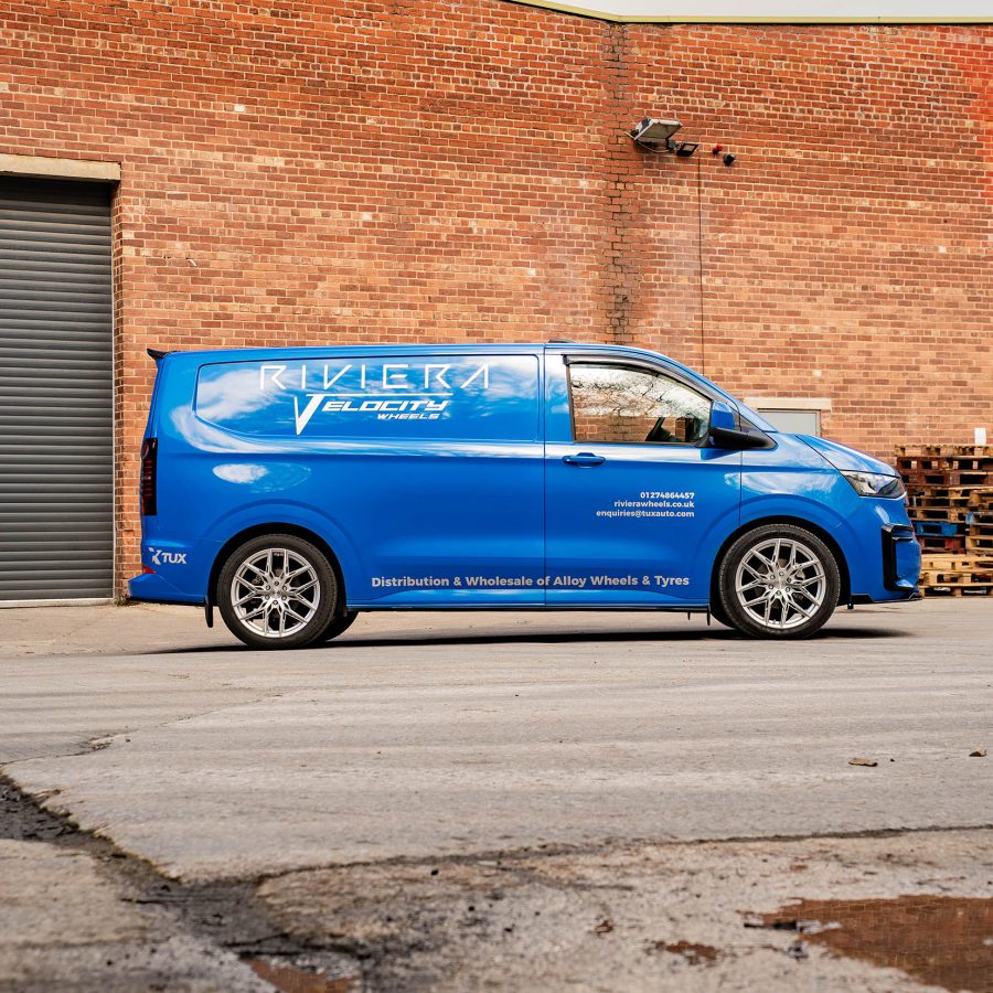 Volkswagen Transporter T7 Riviera RF16 Silver Polished